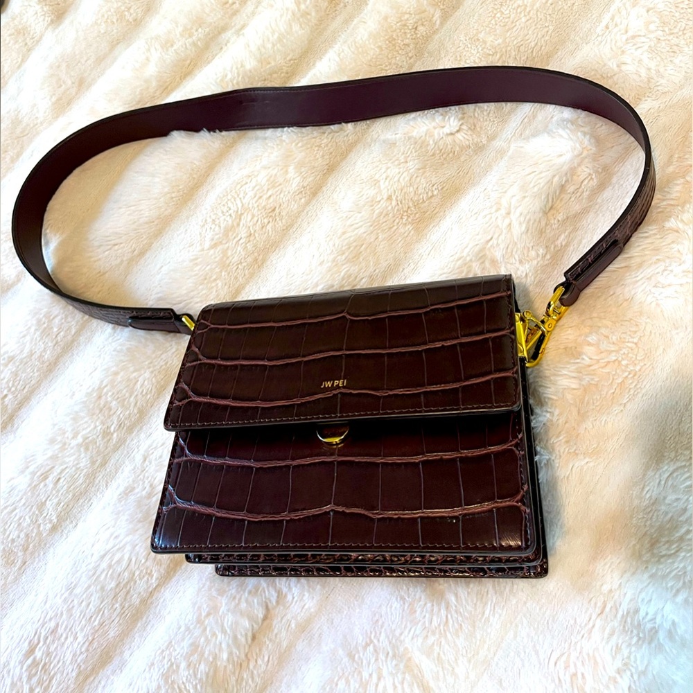 JW PEI Mini Flap Crossbody bag - Brown Croc